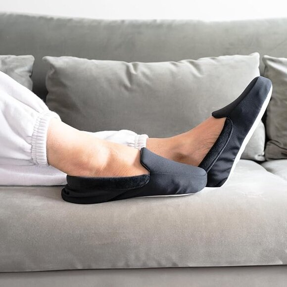 No Box Isotoner Women's Slip On Spandex Velour Moccasin Black L (8-9) $40 1C440 - Picture 5 of 5